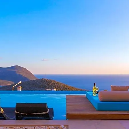Sleeps 8 Pool Air Con Wifi * Kalkan